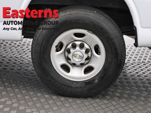 Used 2023 Chevrolet Express 2500 Extended w/ Driver Convenience Package RWD image 30