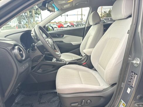 Used 2023 Hyundai Kona SEL w/ Cargo Package AWD/4WD image 9