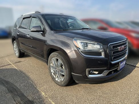 Used 2017 GMC Acadia Limited SLT AWD/4WD image 2