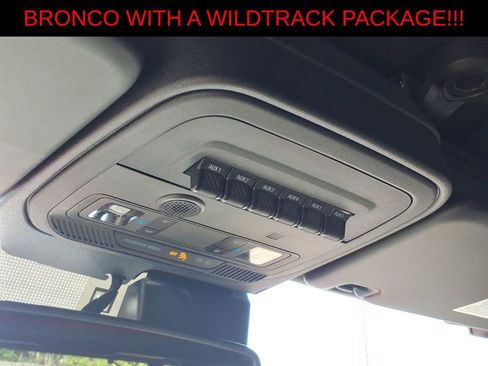Used 2022 Ford Bronco Wildtrak AWD/4WD image 21