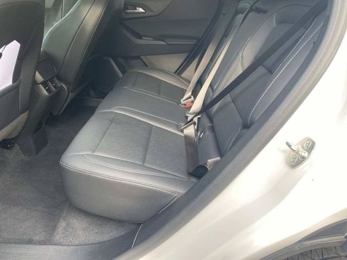 Used 2025 Chevrolet Equinox LT w/ Convenience Package II FWD image 14