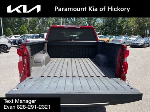 Used 2021 Chevrolet Silverado 1500 LT Trail Boss w/ Bed Protection Package AWD/4WD image 10