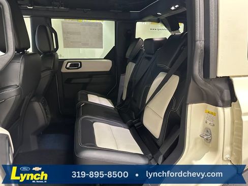New 2026 Ford Bronco Outer Banks w/ Sasquatch Package AWD/4WD image 17