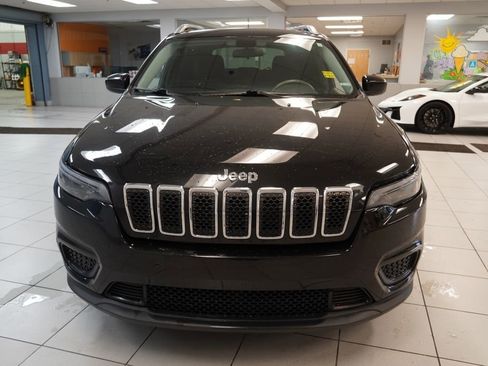 Used 2020 Jeep Cherokee Latitude image 9