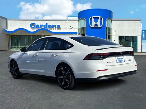Used 2026 Honda Accord Sport image 4