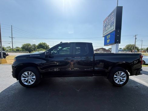Used 2023 Chevrolet Silverado 1500 Custom RWD image 7