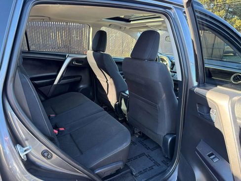 Used 2018 Toyota RAV4 XLE image 13