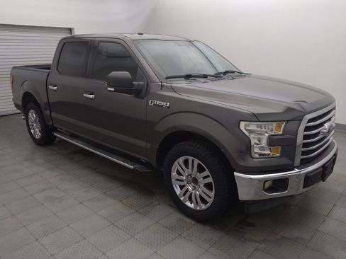 Used 2017 Ford F150 XLT w/ Equipment Group 302A Luxury RWD image 11