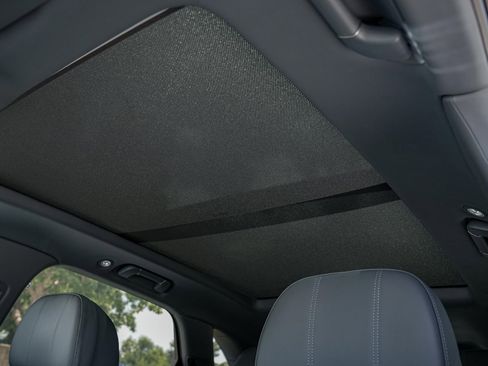 New 2025 Bentley Bentayga AWD/4WD image 23