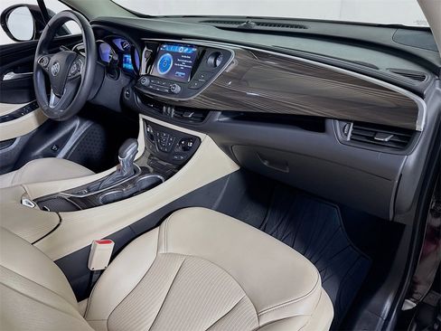 Used 2020 Buick Envision Preferred image 27