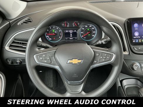 Used 2022 Chevrolet Malibu LS image 5