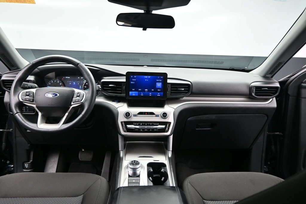 Used 2023 Ford Explorer XLT RWD image 19