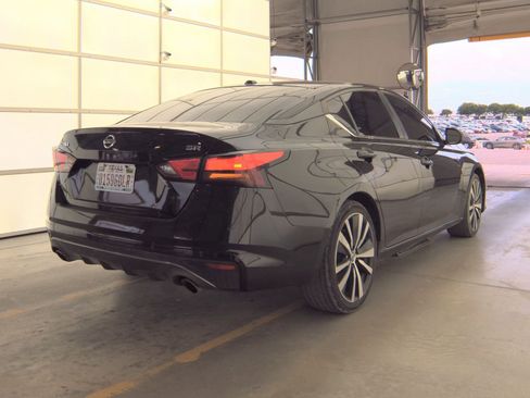 Used 2021 Nissan Altima 2.5 SR image 8
