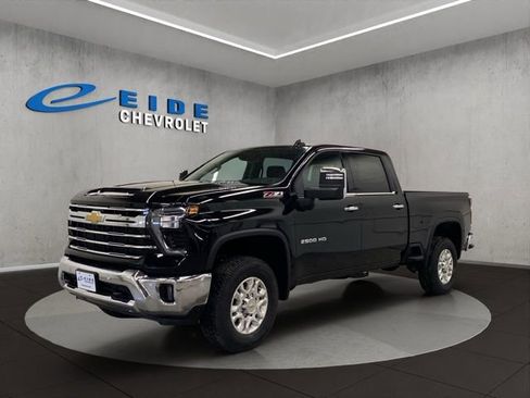 New 2026 Chevrolet Silverado 2500 LTZ w/ LTZ Plus Package image 7