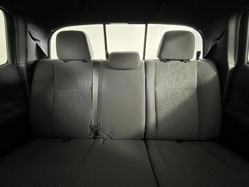 Used 2019 Toyota Tacoma TRD Off-Road image 18