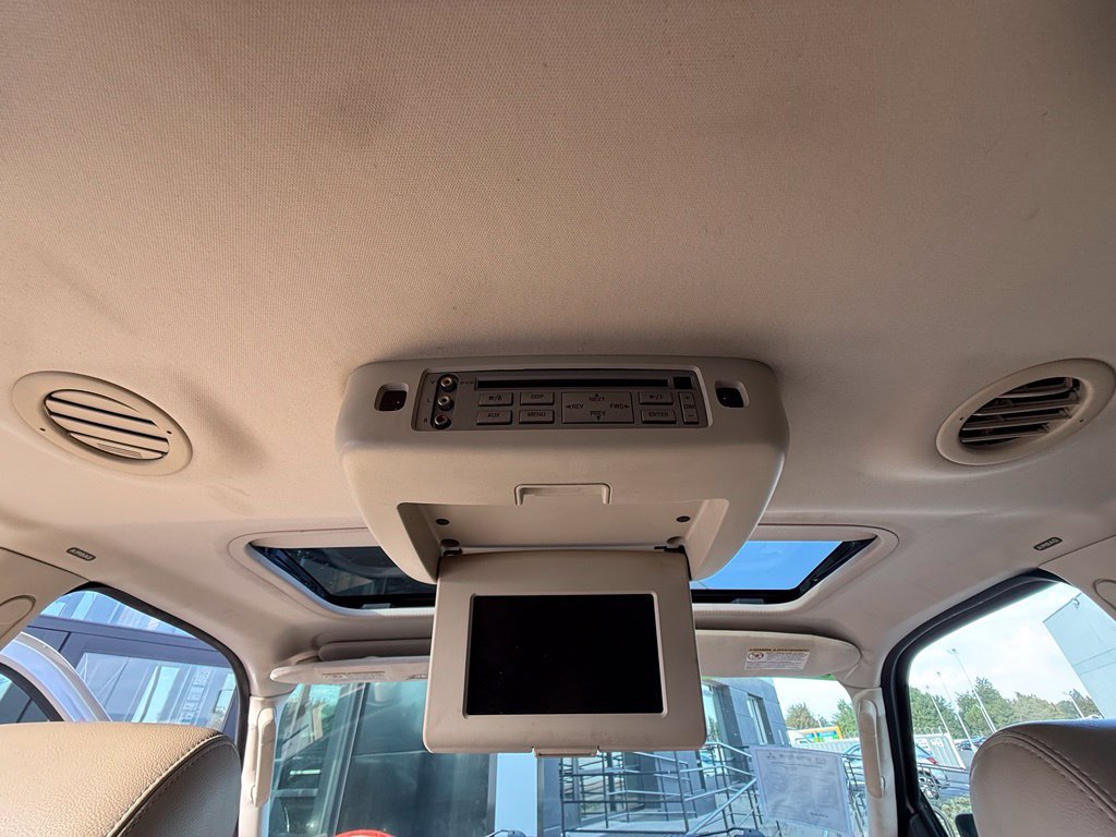 Used 2005 Lincoln Navigator Ultimate AWD/4WD image 41