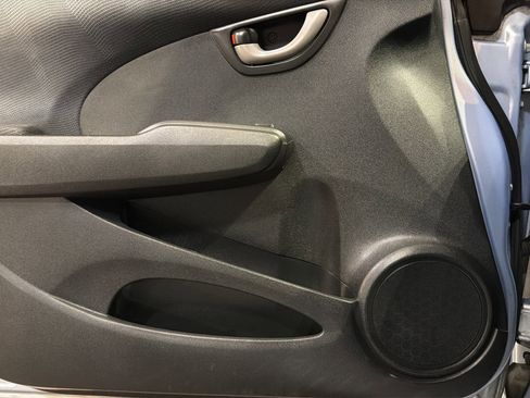 Used 2010 Honda Fit Sport image 25