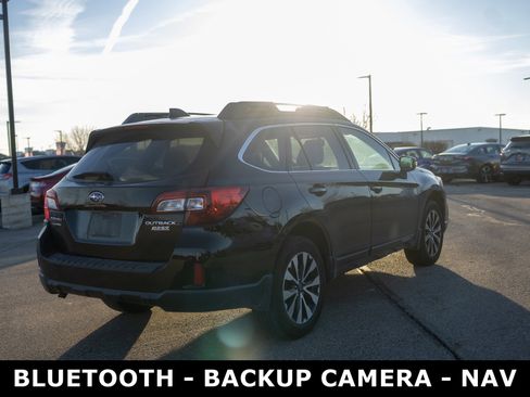 Used 2016 Subaru Outback 2.5i Limited image 3