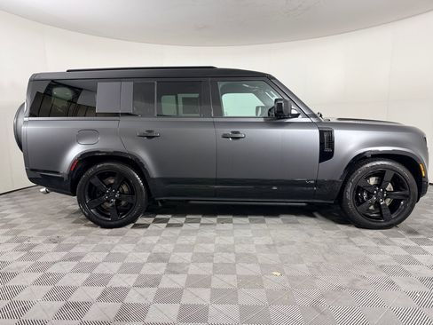 New 2026 Land Rover Defender 130 V8 image 10