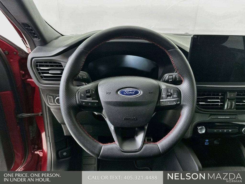 Used 2023 Ford Escape ST-Line Select w/ Tech Pack #2 AWD/4WD image 13