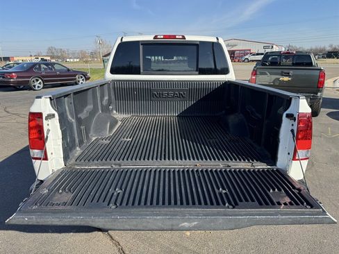 Used 2012 Nissan Titan SV image 18