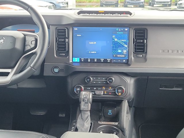Used 2025 Ford Bronco Badlands AWD/4WD image 5