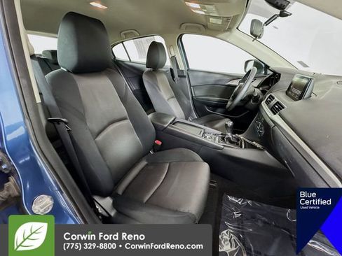 Used 2017 MAZDA MAZDA3 Sport image 28
