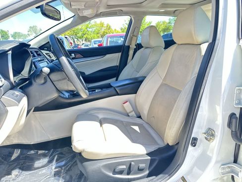 Used 2018 Nissan Maxima 3.5 SL image 2