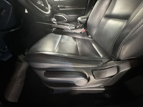 Used 2020 Kia Telluride LX image 17