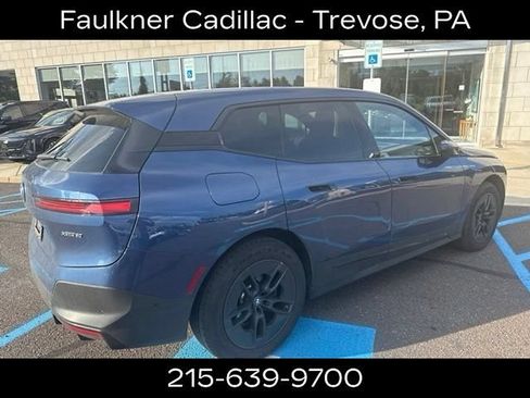 Used 2023 BMW iX xDrive50 w/ Convenience Package AWD/4WD image 3