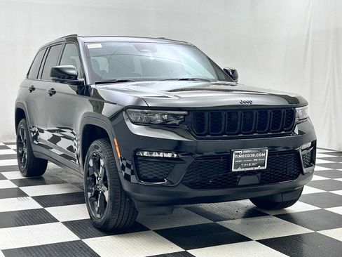 New 2025 Jeep Grand Cherokee Limited w/ Black Appearance Package AWD/4WD image 2