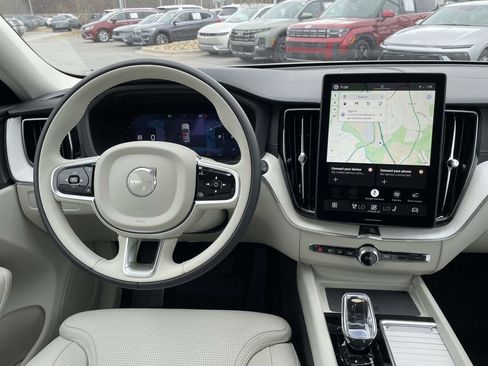 New 2026 Volvo XC60 B5 Ultra w/ Protection Package Premier image 2