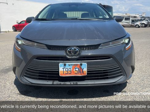 Used 2024 Toyota Corolla LE FWD image 2