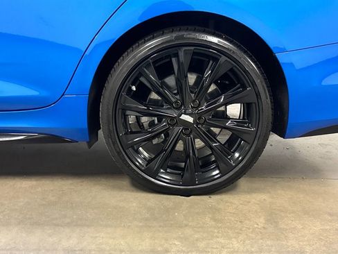 Used 2024 Cadillac CT4 V w/ LPO, ONYX Package image 13