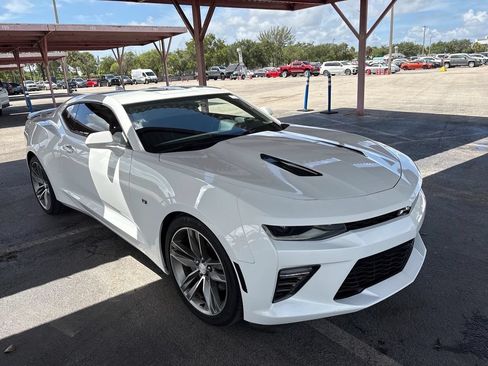 Used 2016 Chevrolet Camaro SS RWD image 1