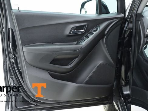 Used 2018 Chevrolet Trax LT image 18