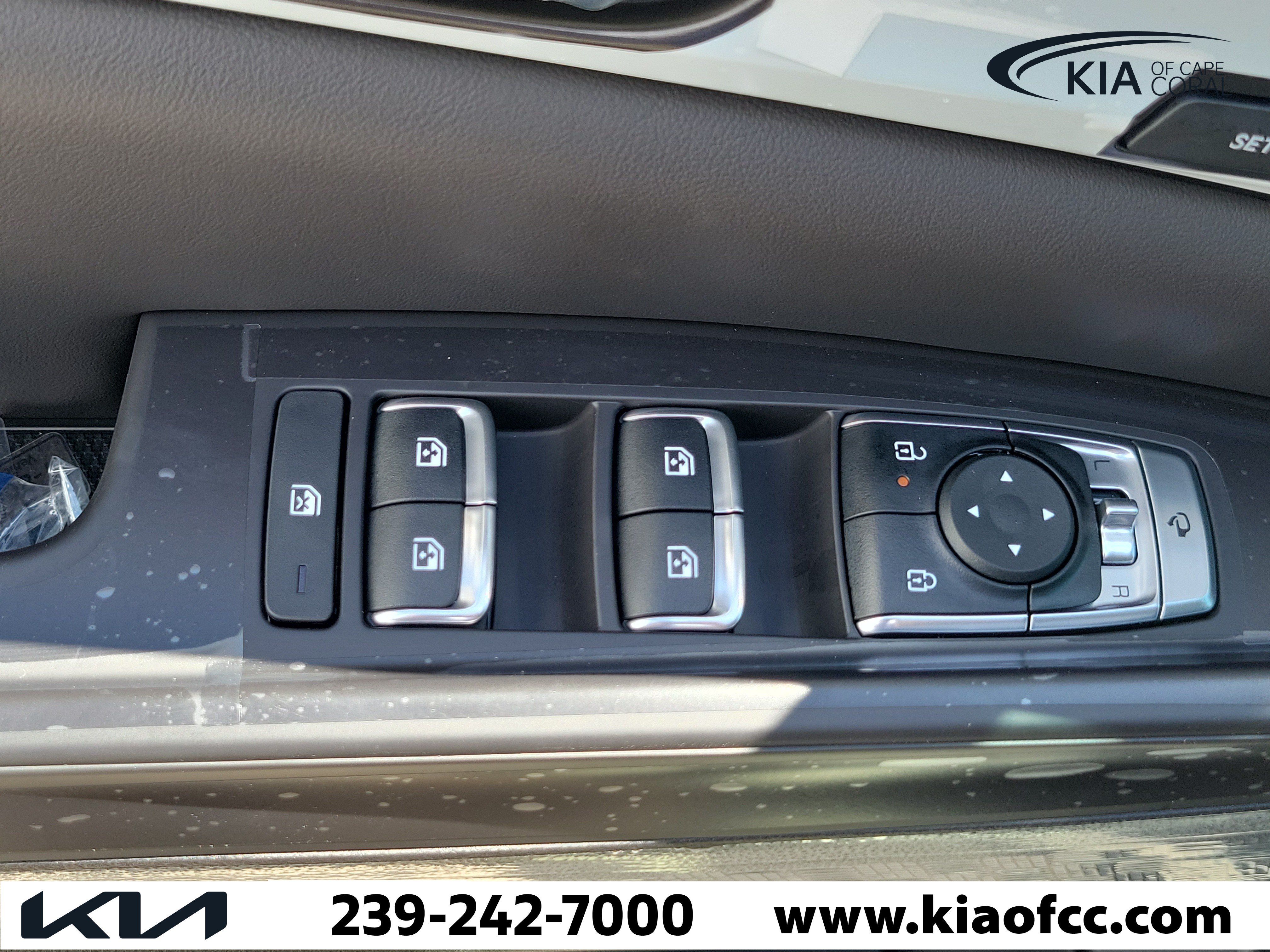 New 2027 Kia Carnival EX w/ Dark Edition Package FWD image 27