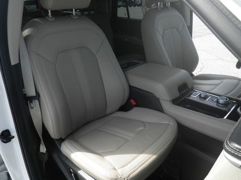 Certified 2024 Ford Expedition Max Limited image 26