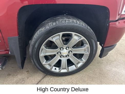 Used 2018 Chevrolet Silverado 1500 High Country image 15