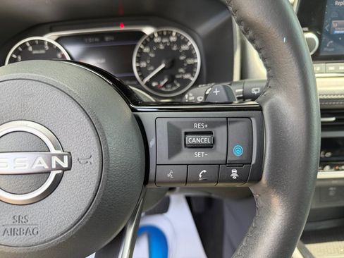 Used 2023 Nissan Rogue SV w/ SV Premium B Package AWD/4WD image 23