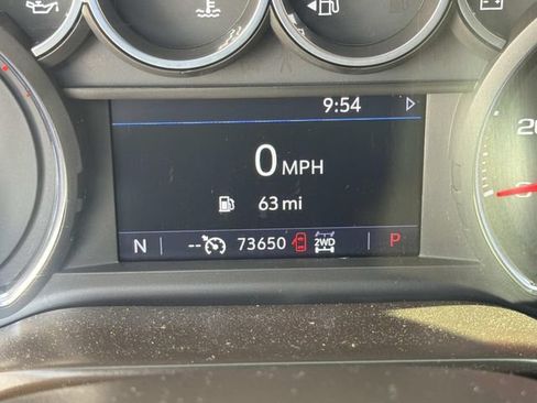 Used 2021 Chevrolet Silverado 1500 RST AWD/4WD image 32