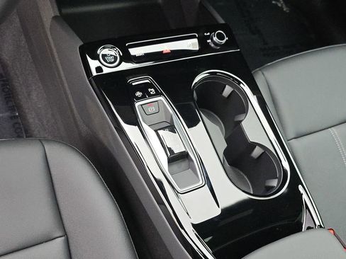 New 2027 Audi Q6 e-tron Premium Plus AWD/4WD image 28