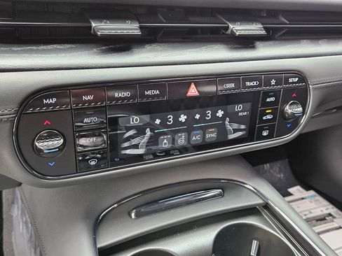 New 2026 Genesis G90 3.5T Prestige image 23