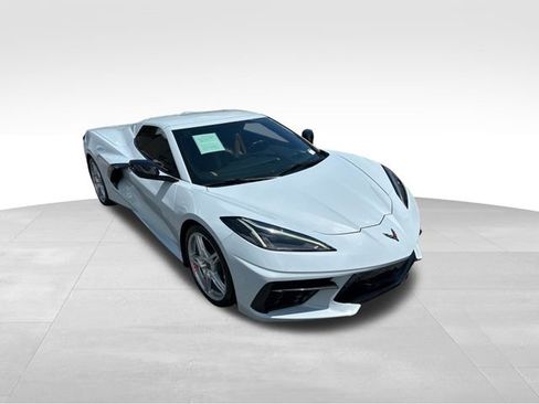 Used 2022 Chevrolet Corvette Stingray w/ Battery Protection Package image 7