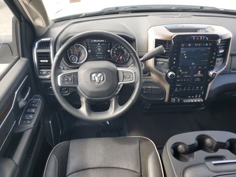 Used 2024 RAM 2500 Laramie image 19