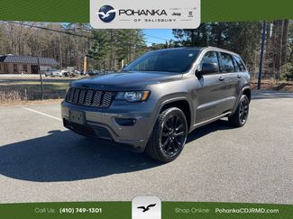 Used 2020 Jeep Grand Cherokee Altitude video 1