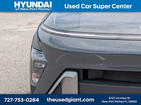 Used 2024 Hyundai Kona SE FWD image 9