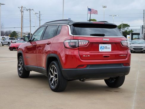 Used 2025 Jeep Compass Limited image 6
