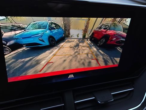 New 2026 Chevrolet Trax RS w/ Driver Confidence Package image 20