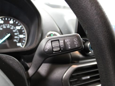 Used 2021 Ford EcoSport SE image 32